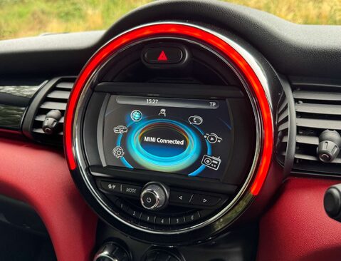 Mini Convertible 1.5 Cooper 2dr 26