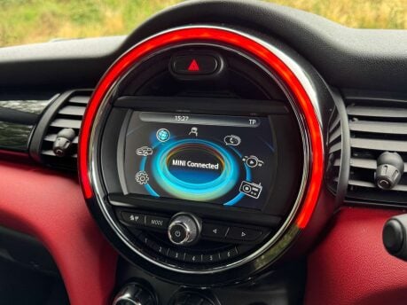 Mini Convertible 1.5 Cooper 2dr 26