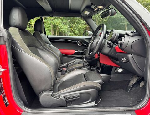 Mini Convertible 1.5 Cooper 2dr 20