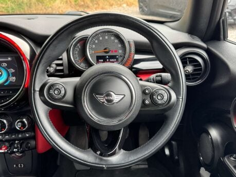 Mini Convertible 1.5 Cooper 2dr 24