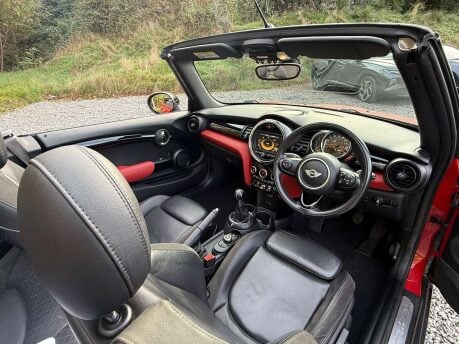 Mini Convertible 1.5 Cooper 2dr 43