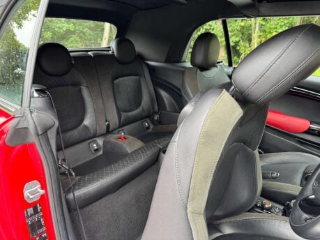 Mini Convertible 1.5 Cooper 2dr 33