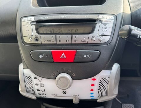 Toyota Aygo 1.0 Aygo VVT-i Fire AC 5dr 12