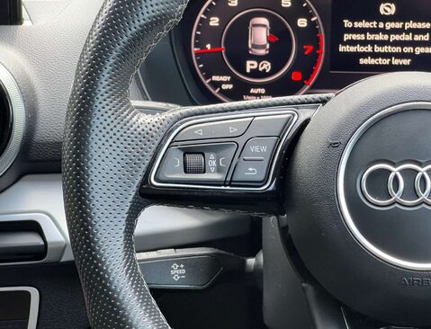 Audi Q2 1.5 Q2 Black Edition 35 TFSI Semi-Auto 5dr 27
