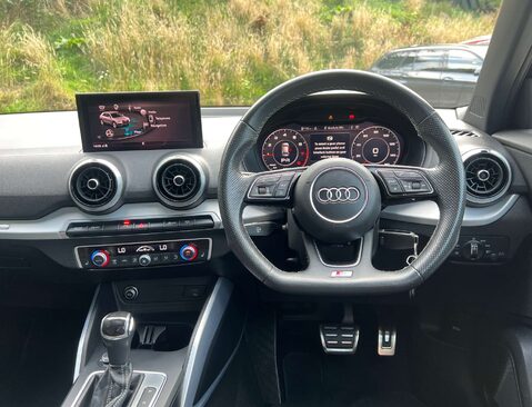 Audi Q2 1.5 Q2 Black Edition 35 TFSI Semi-Auto 5dr 25