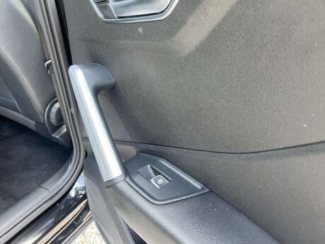 Audi Q2 1.5 Q2 Black Edition 35 TFSI Semi-Auto 5dr 16