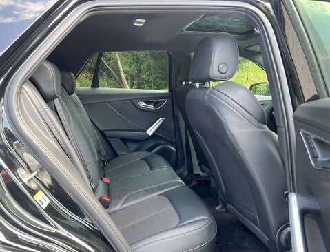 Audi Q2 1.5 Q2 Black Edition 35 TFSI Semi-Auto 5dr 17