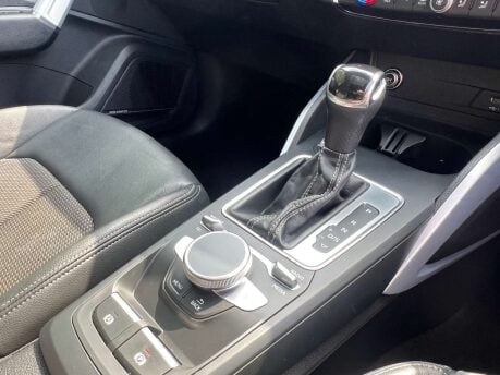 Audi Q2 1.5 Q2 Black Edition 35 TFSI Semi-Auto 5dr 32