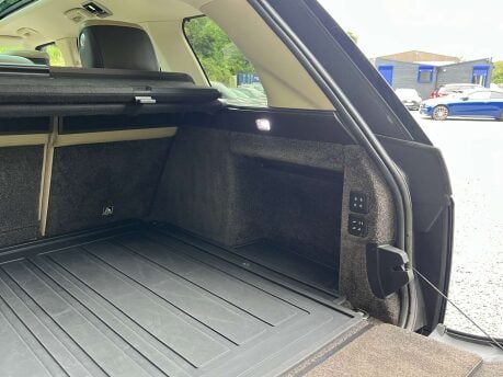 Land Rover Range Rover 4.4 Range Rover Vogue SE SDV8 Auto 4WD 5dr 17