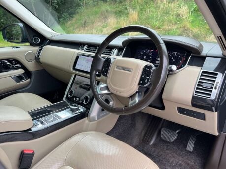 Land Rover Range Rover 4.4 Range Rover Vogue SE SDV8 Auto 4WD 5dr 33