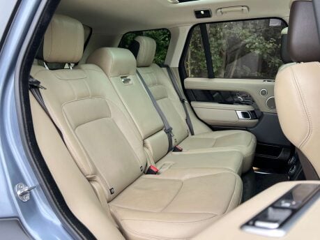 Land Rover Range Rover 4.4 Range Rover Vogue SE SDV8 Auto 4WD 5dr 25