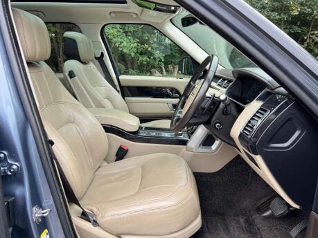 Land Rover Range Rover 4.4 Range Rover Vogue SE SDV8 Auto 4WD 5dr 31