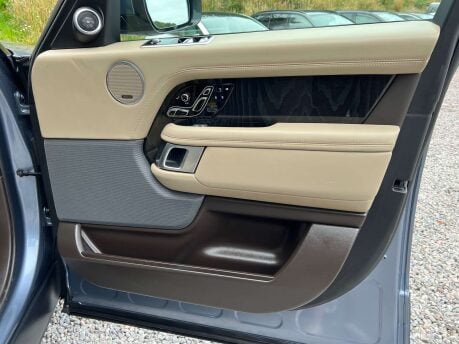 Land Rover Range Rover 4.4 Range Rover Vogue SE SDV8 Auto 4WD 5dr 28