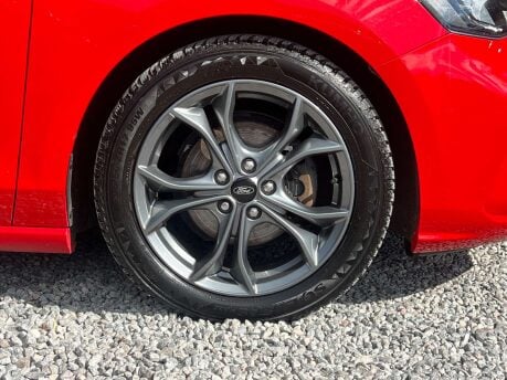 Ford Focus 1.5 Focus ST-Line TDCi 5dr 9