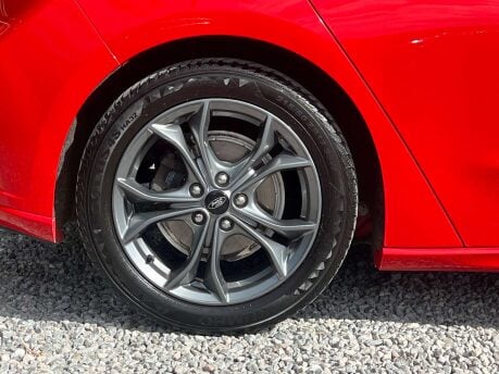Ford Focus 1.5 Focus ST-Line TDCi 5dr 10