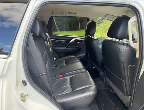 Mitsubishi Shogun Sport 2.4 Shogun Sport DI-D 4 Auto 4WD 5dr 12