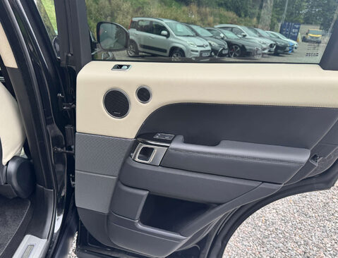 Land Rover Range Rover Sport 2.0 Range Rover Sport Autobiography Dynamic P400e Auto 4WD 5dr 18