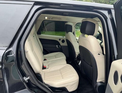Land Rover Range Rover Sport 2.0 Range Rover Sport Autobiography Dynamic P400e Auto 4WD 5dr 19