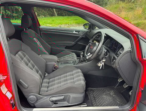 Volkswagen Golf 2.0 Golf GTD TDI 3dr 20