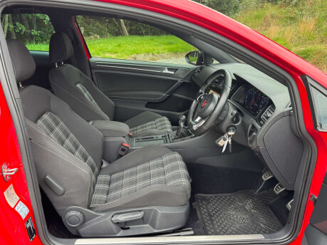 Volkswagen Golf 2.0 Golf GTD TDI 3dr 20