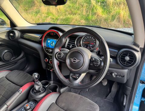 Mini Hatch 2.0 Cooper S 3dr 17