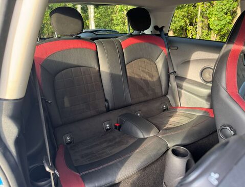 Mini Hatch 2.0 Cooper S 3dr 31