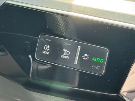 Audi E-Tron e-tron Black Edition 50 Quattro 4WD 5dr 32