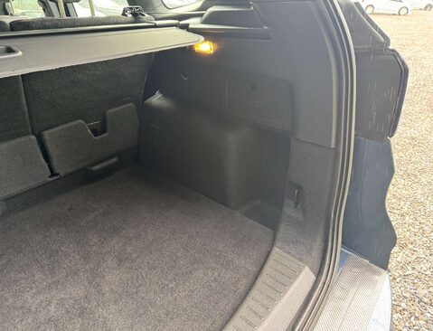 Ford Kuga 1.5 Kuga ST-Line TDCi 5dr 9