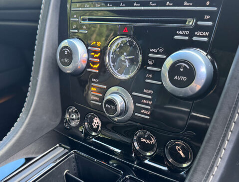 Aston Martin DB9 5.9 DB9 V12 Auto 2dr 34
