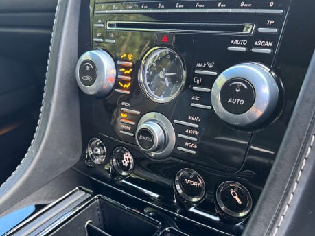 Aston Martin DB9 5.9 DB9 V12 Auto 2dr 34