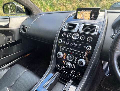 Aston Martin DB9 5.9 DB9 V12 Auto 2dr 30