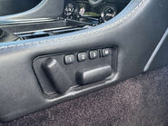 Aston Martin DB9 5.9 DB9 V12 Auto 2dr 32