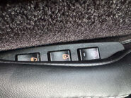 Aston Martin DB9 5.9 DB9 V12 Auto 2dr 40