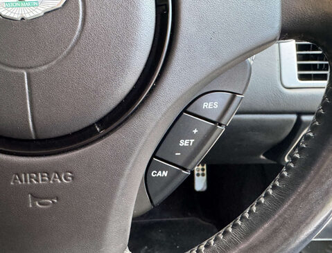 Aston Martin DB9 5.9 DB9 V12 Auto 2dr 39