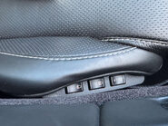 Aston Martin DB9 5.9 DB9 V12 Auto 2dr 36