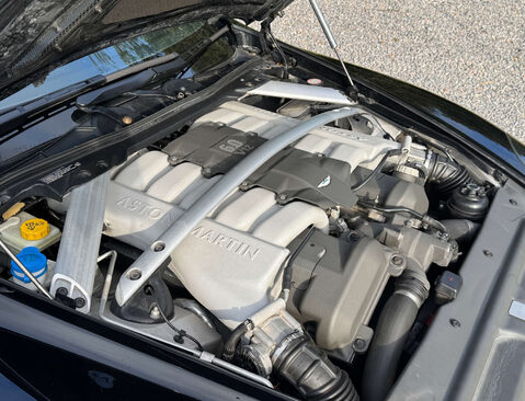 Aston Martin DB9 5.9 DB9 V12 Auto 2dr 43