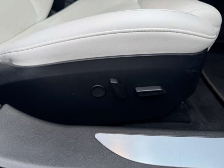 Tesla Model S ModeL S Long Range AWD 4WD 5dr 24