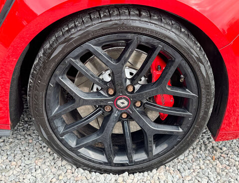 Renault Megane 1.8 Megane Renault Sport Trophy Auto 5dr 12