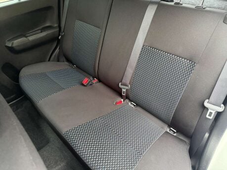 Suzuki Ignis 1.2 Ignis SZ3 DualJet MHEV 5dr 36