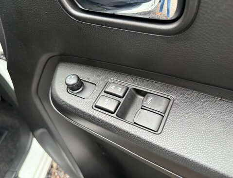 Suzuki Ignis 1.2 Ignis SZ3 DualJet MHEV 5dr 30