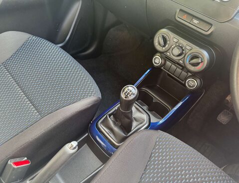 Suzuki Ignis 1.2 Ignis SZ3 DualJet MHEV 5dr 28