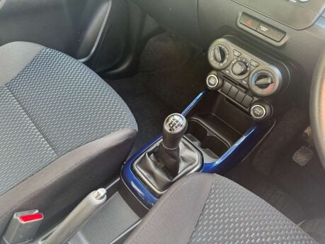 Suzuki Ignis 1.2 Ignis SZ3 DualJet MHEV 5dr 28