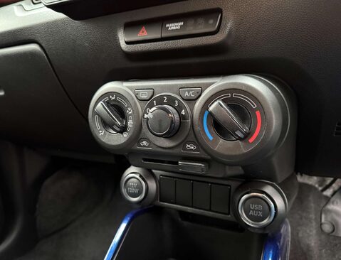 Suzuki Ignis 1.2 Ignis SZ3 DualJet MHEV 5dr 29