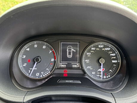 SEAT Ibiza 1.8 Ibiza Cupra Black TSi 3dr 15