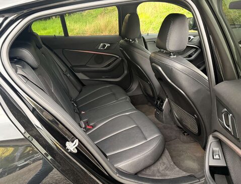BMW 1 Series 1.5 116D M Sport Auto 5dr 9