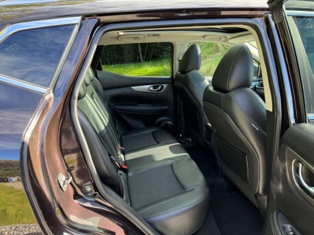 Nissan Qashqai 1.2 Qashqai Tekna DiG-T 5dr 11