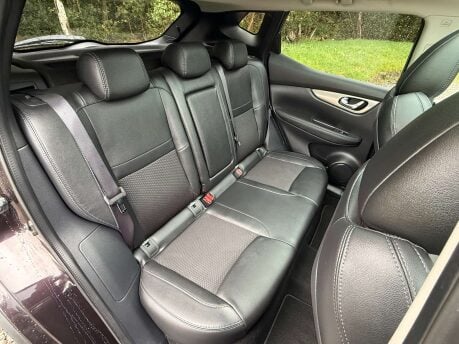 Nissan Qashqai 1.2 Qashqai Tekna DiG-T 5dr 33