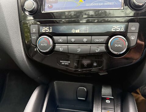 Nissan Qashqai 1.2 Qashqai Tekna DiG-T 5dr 36