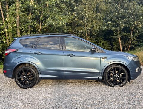 Ford Kuga 2.0 Kuga ST-Line X TDCi 4x4 Auto 4WD 5dr 2