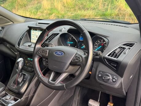 Ford Kuga 2.0 Kuga ST-Line X TDCi 4x4 Auto 4WD 5dr 9